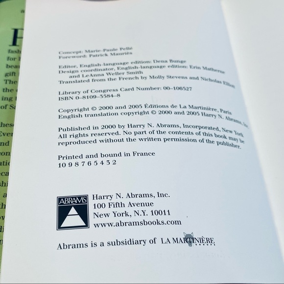 Love Yves Saint Laurent 2005 Book - Picture 5 of 11